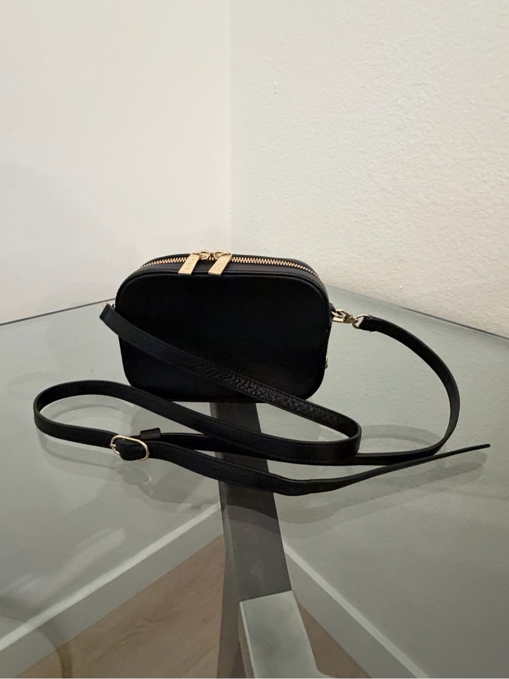 Pop & Suki Black Leather Camera Bag